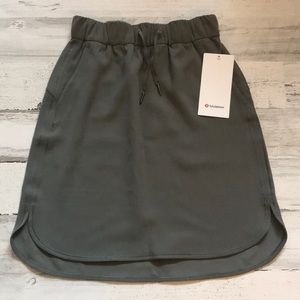 NWT Lululemon On The Fly Skirt